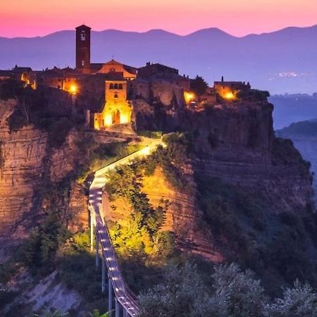Marcella Va A Civita Bagnoregio Εξωτερικό φωτογραφία